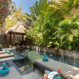 https://villa-kipas.ubudhotelsnow.com